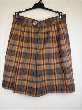 Plaid High-Waist Bermudas in Brown and Blue